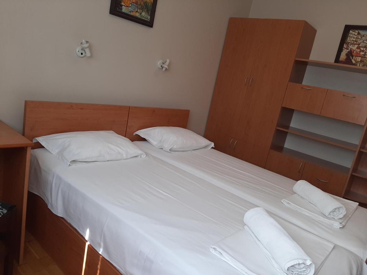 Guest House Diel Veliko Tarnovo Ngoại thất bức ảnh