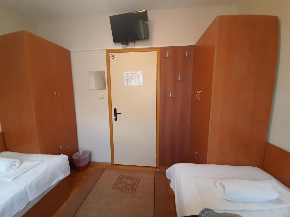 Guest House Diel Veliko Tarnovo Ngoại thất bức ảnh
