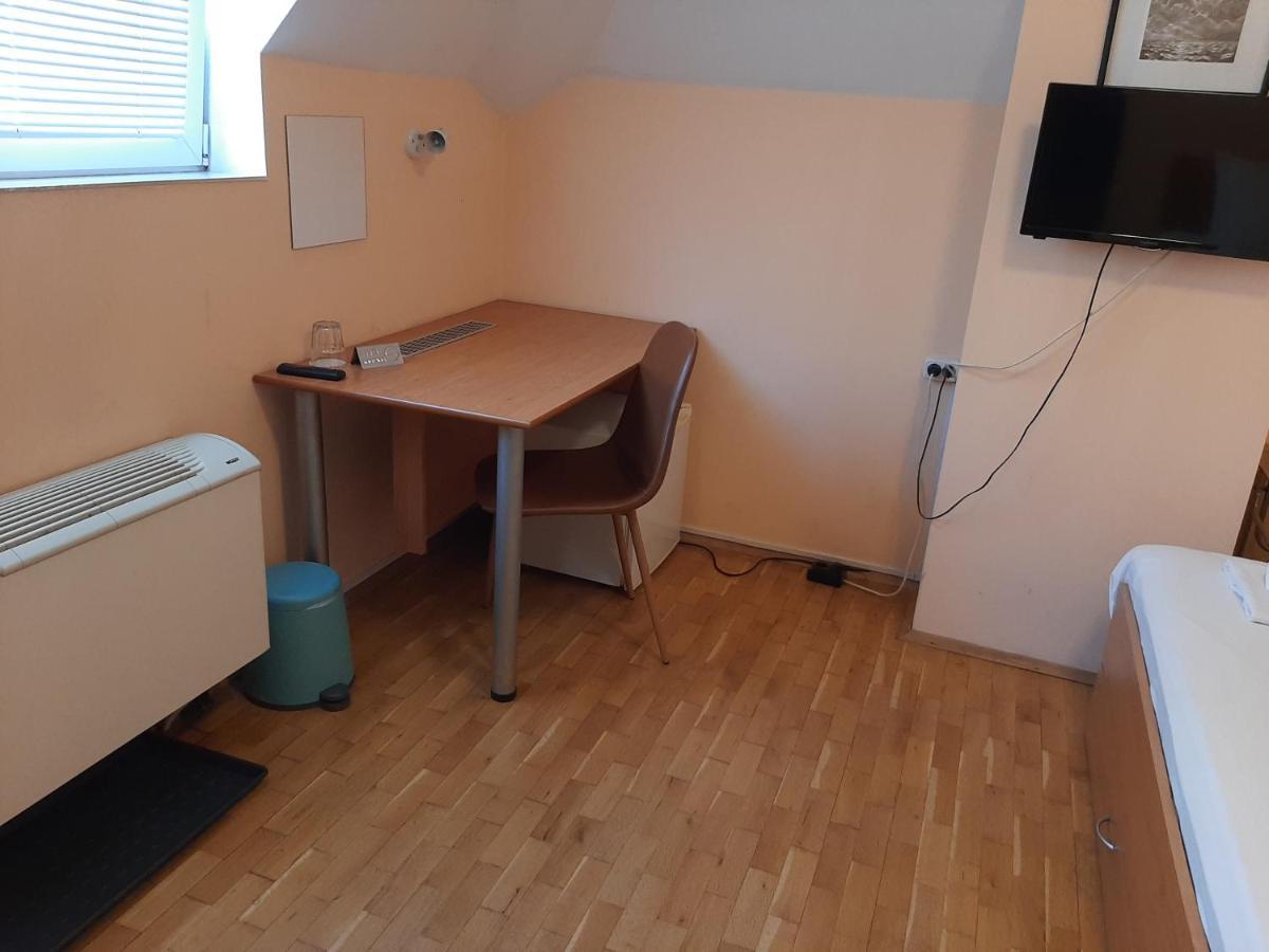 Guest House Diel Veliko Tarnovo Ngoại thất bức ảnh