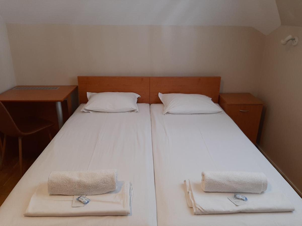 Guest House Diel Veliko Tarnovo Ngoại thất bức ảnh