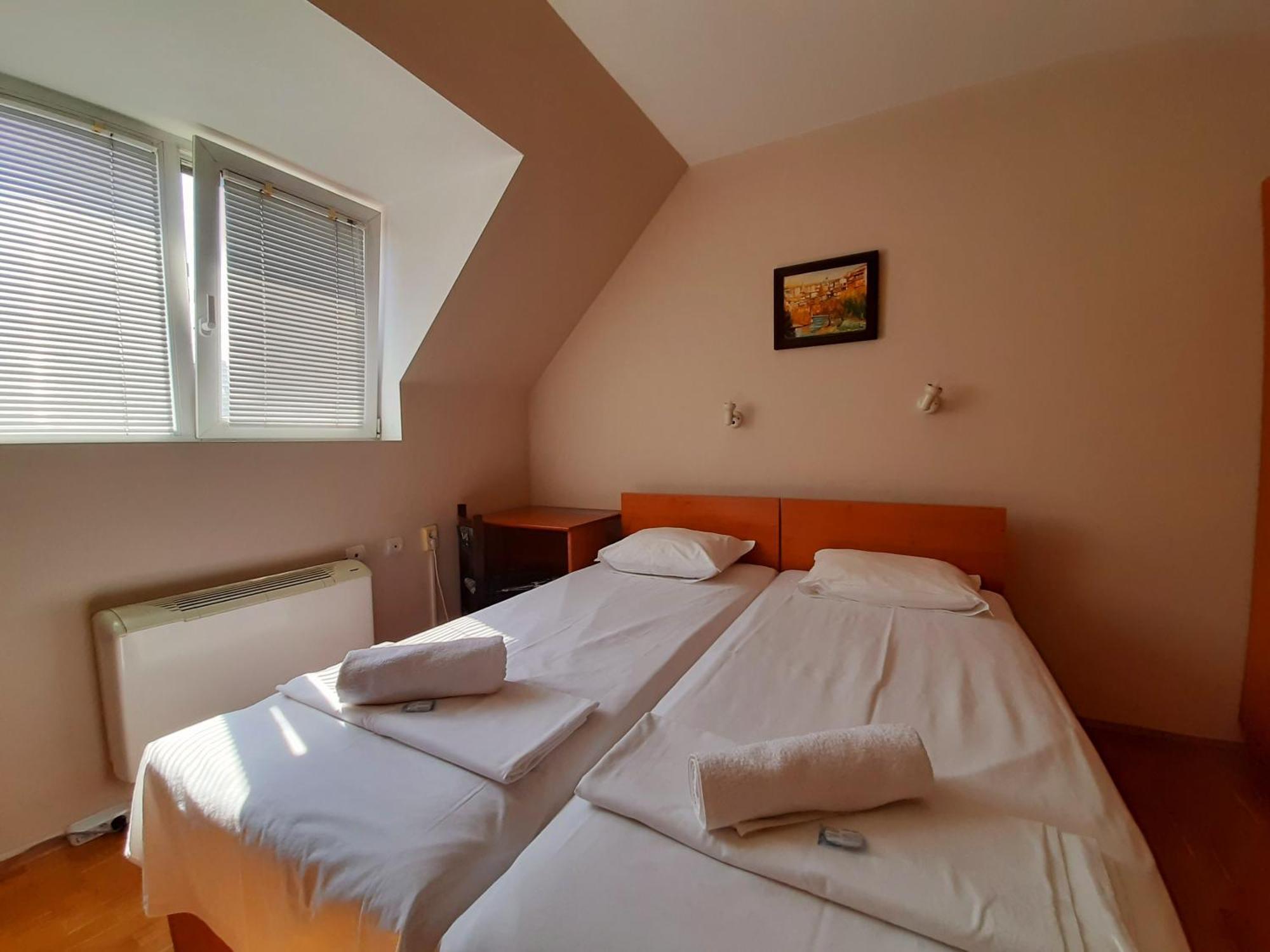 Guest House Diel Veliko Tarnovo Phòng bức ảnh
